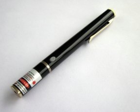 1pcs New 980P-100-BL 980nm <5mw IR Infra-Red Laser Pointer LED Pen Pen-style 